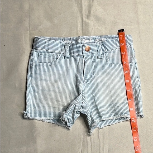 CAT & JACK Light Blue Striped Denim Shorts - Picture 3 of 11